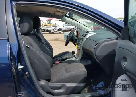 2013 Toyota Corolla S from USA, damaged, VIN 2T1BU4EE2DC104624